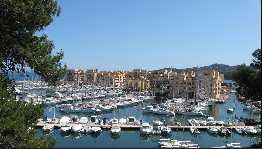 L'amiraute 150m De La Apartment